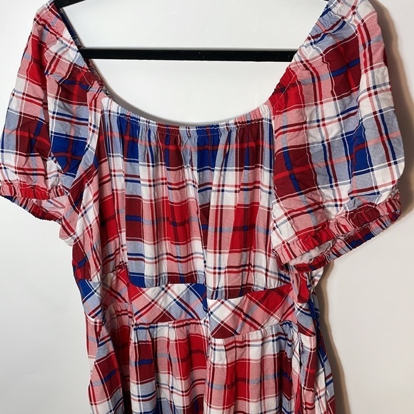 Torrid PUFF SLEEVE TIERED MAXI DRESS - CHALLIS PLAID RED & BLUE - Picture 7 of 8